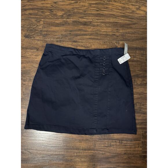 C.J. Banks Stretch Skort Skirt Shorts Elastic In Navy Sz:16 - Picture 1 of 6